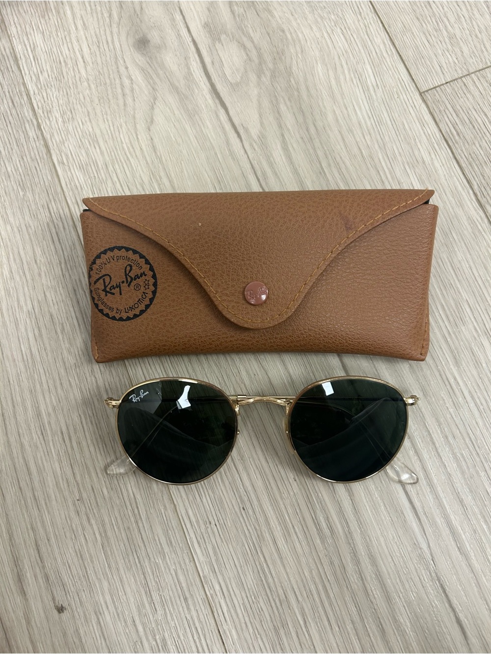 Ray-Ban Women’s RB3447 Polished Arista Gold Round Metal Sunglasses